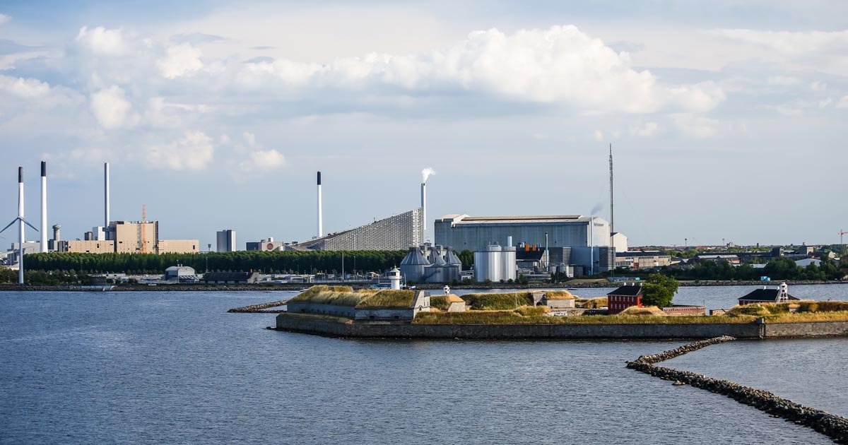 Amager Bakke, Forbrændingsanlæg